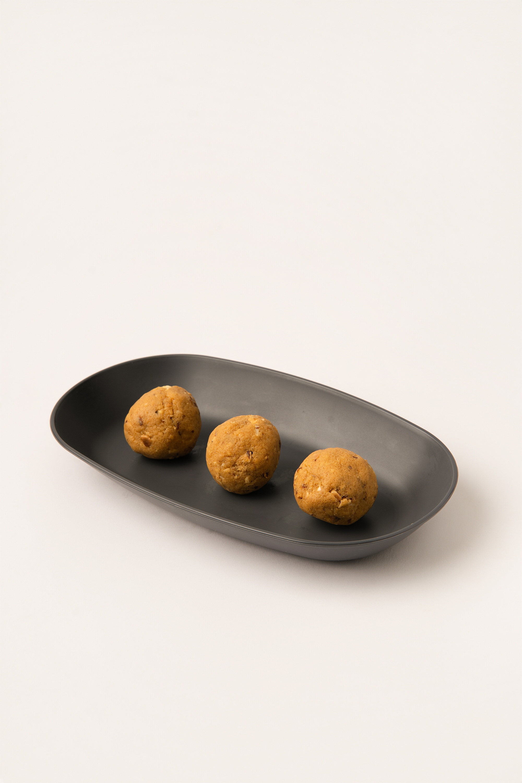 Besan ladoo