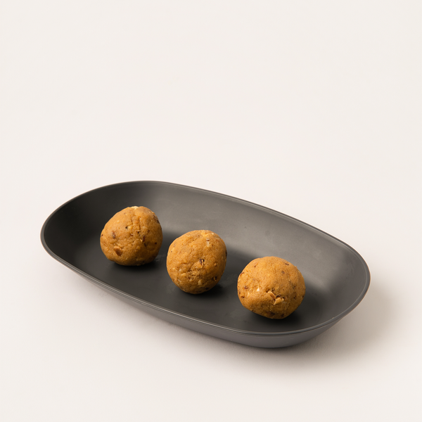 Besan ladoo